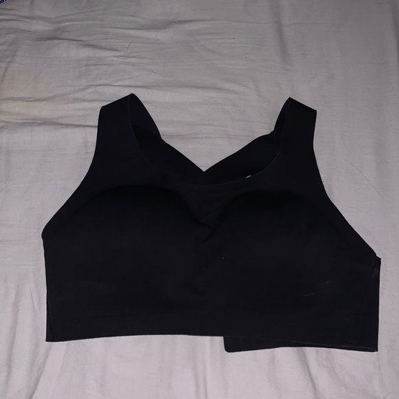 Lululemon Enlite bra - Picture 2 of 4